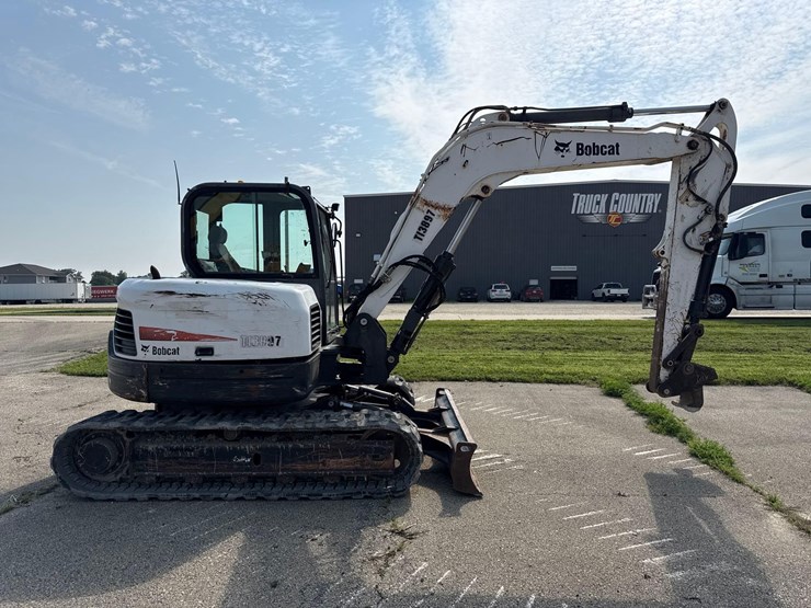 2017-bobcat-e85-image-6