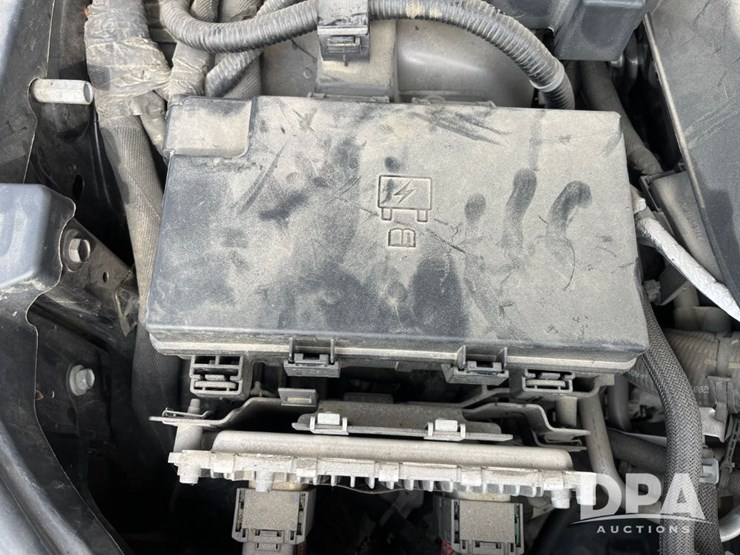 2016-jeep-grand-cherokee-image-68