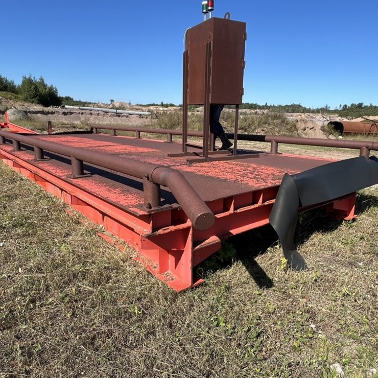 #1611 • 1998 Thurman 8100 E 30’ Truck Scale