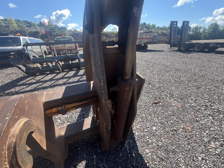 #2676-•-jrb-approx-96“-loader-grapple-image-6