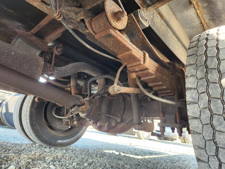 2006-ford-f550-image-45