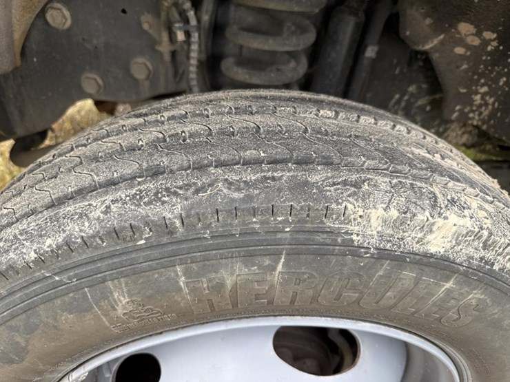 2020-ford-f550-image-53
