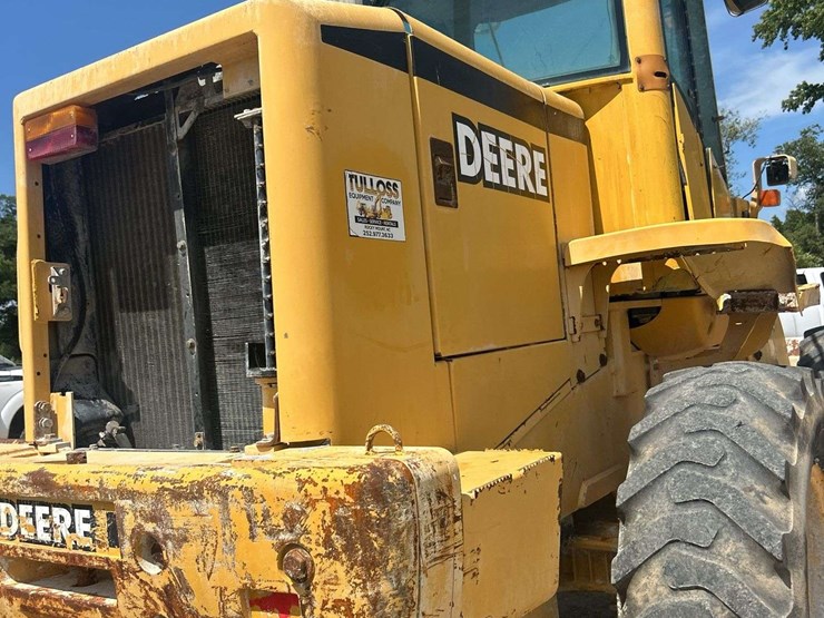 john-deere-444h-image-19