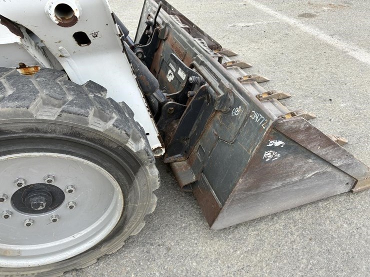 2021-bobcat-s590-image-6