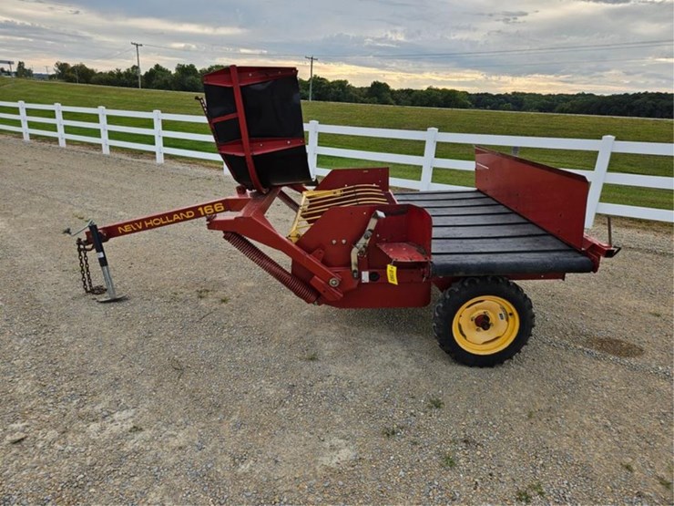 new-holland-166-image-2