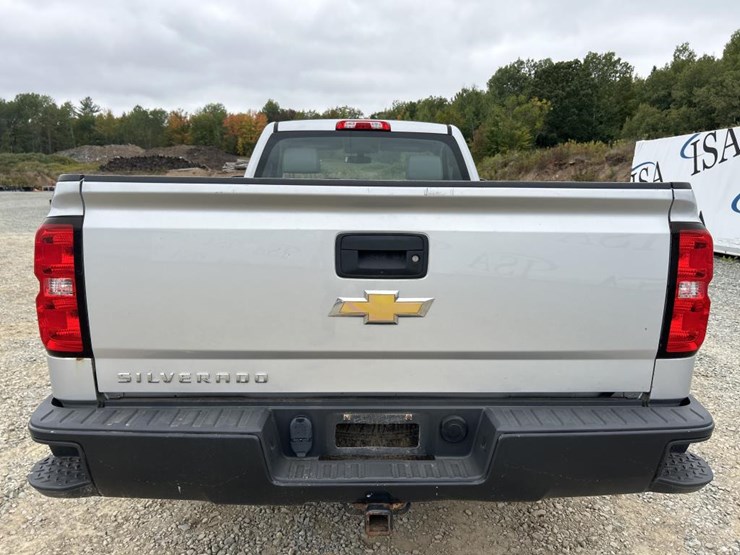 2017-chevrolet-silverado-1500-image-4