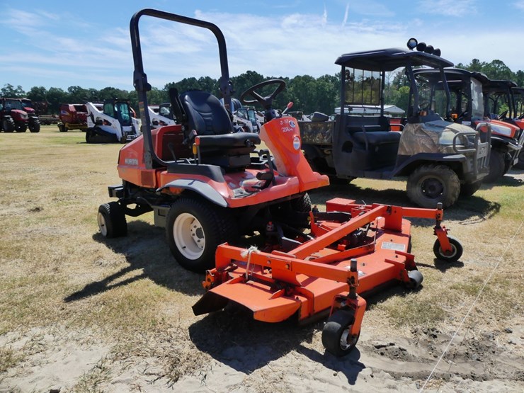 2013-kubota-f2680-image-2