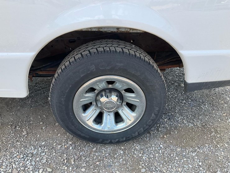 2011-ford-ranger-image-27