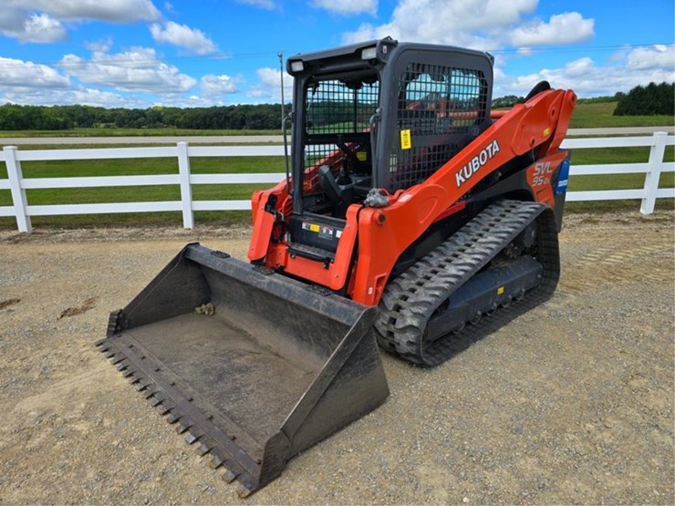 kubota-svl95-2s-image-1