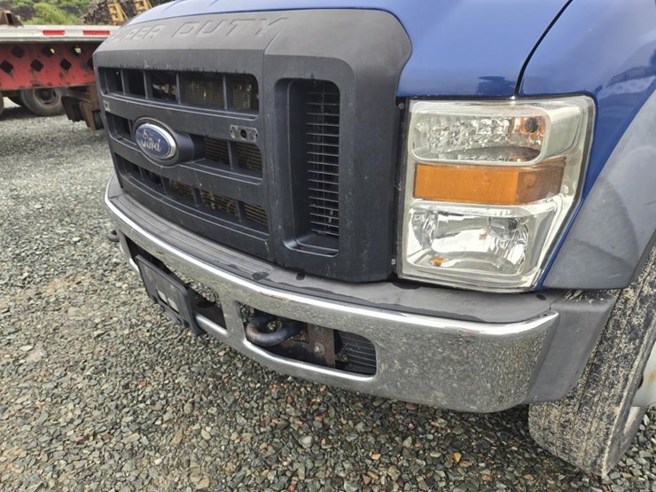 2008-ford-f550-image-10