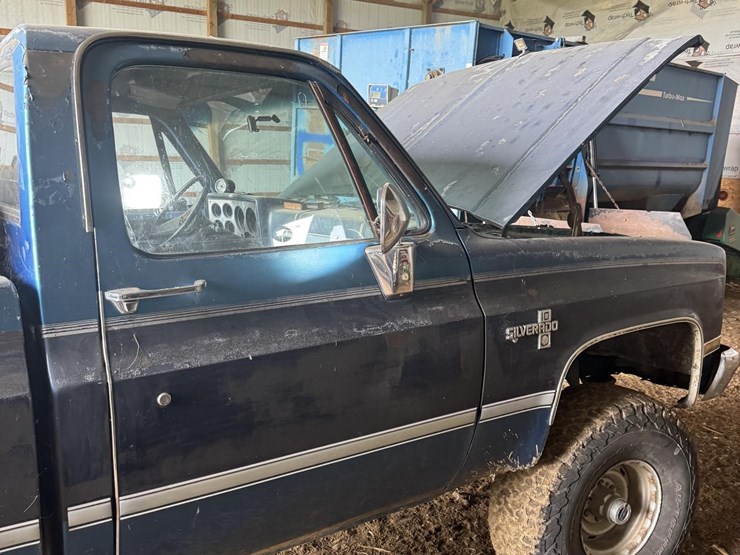 1987-chevrolet-k10-image-3
