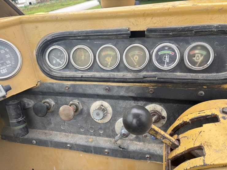 caterpillar-613b-image-36