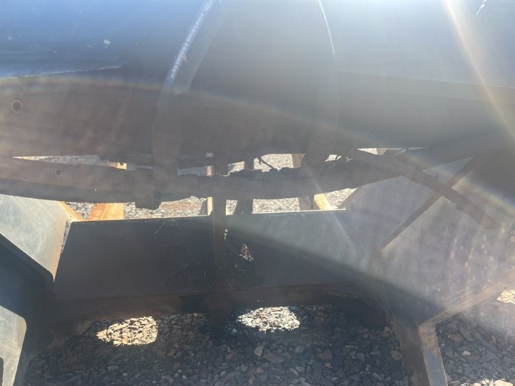 #2677-•-jrb-approx-136“-loader-grapple-image-8