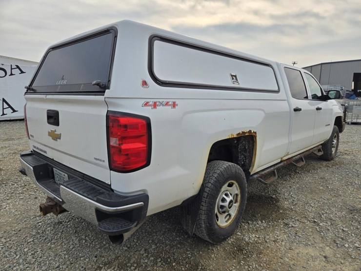 2015-chevrolet-2500hd-image-5