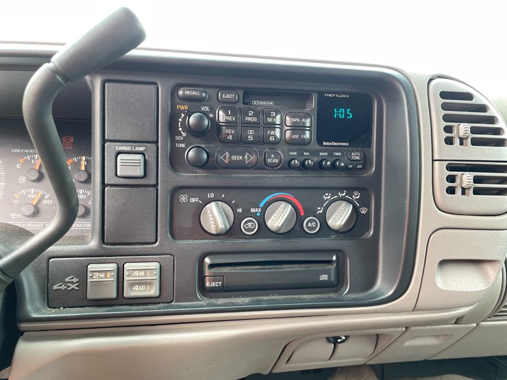 1999-gmc-2500-image-64
