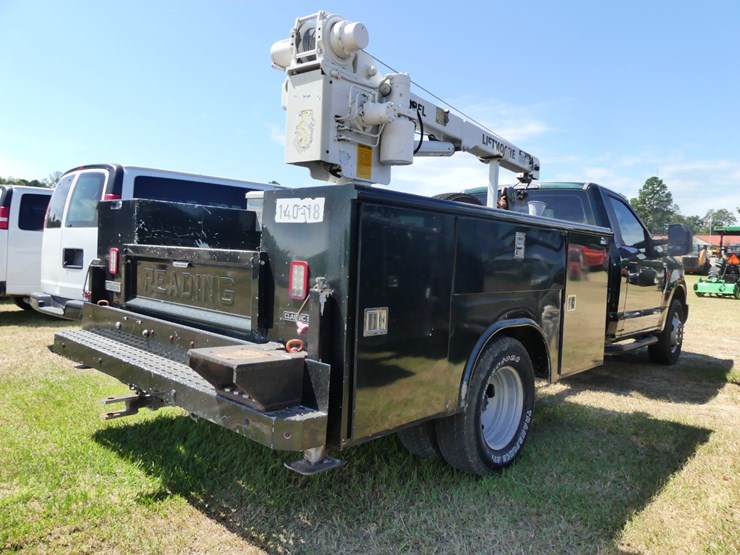 2019-ford-f350-xl-image-3
