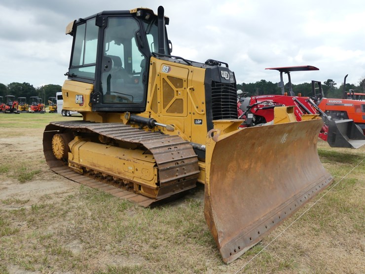 caterpillar-d3-lgp-image-2