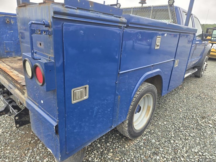 2008-ford-f550-image-22