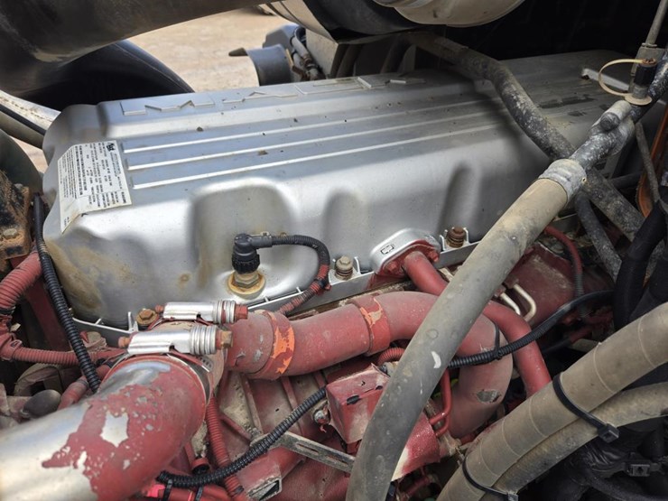 2015-mack-granite-gu813-image-68