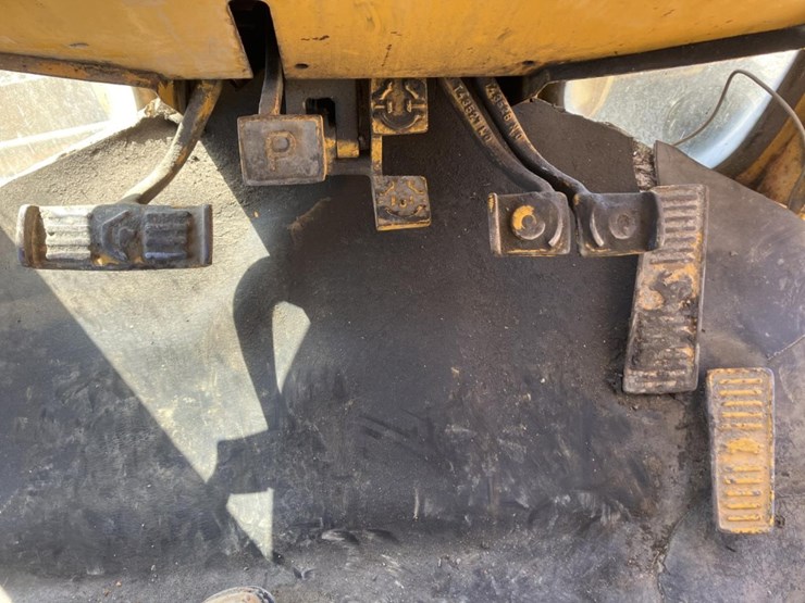 deere-670-image-56
