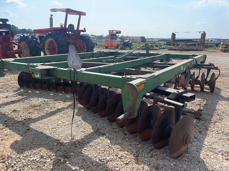 john-deere-14-image-4