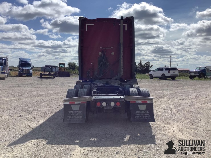 2020-kenworth-t680-image-6