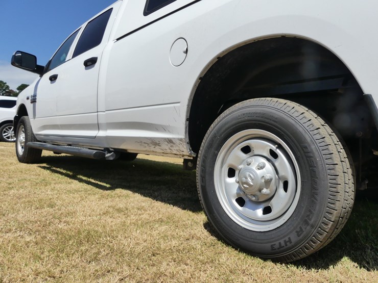 2016-dodge-ram-2500-image-7