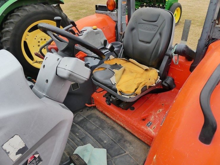 2018-kubota-m5-111-image-12