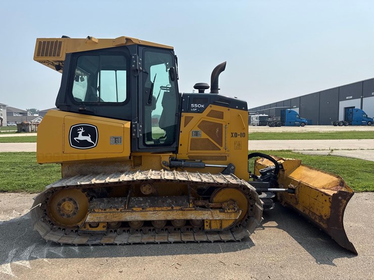 2021-deere-550k-lgp-image-6