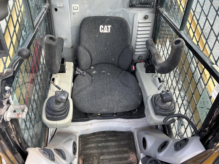 caterpillar-279c2-image-30