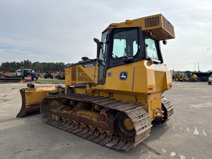 deere-700k-lgp-image-5