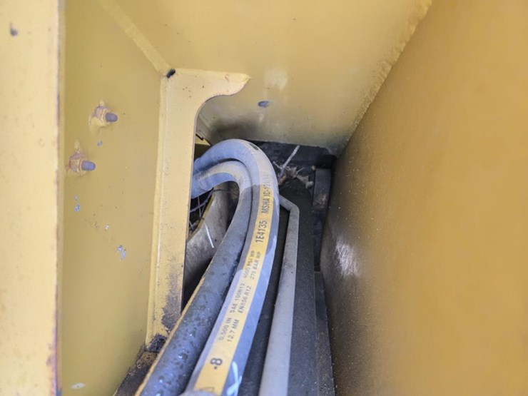 caterpillar-257b3-image-31