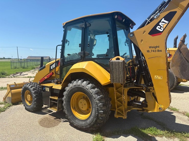 2020-caterpillar-416f2-image-3