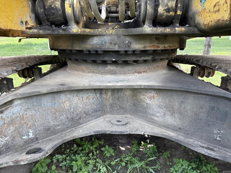 2015-komatsu-pc490-lc-11-image-51