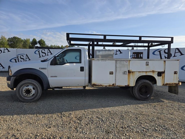 2006-ford-f550-image-2