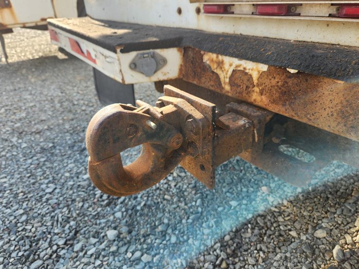 2006-ford-f550-image-41
