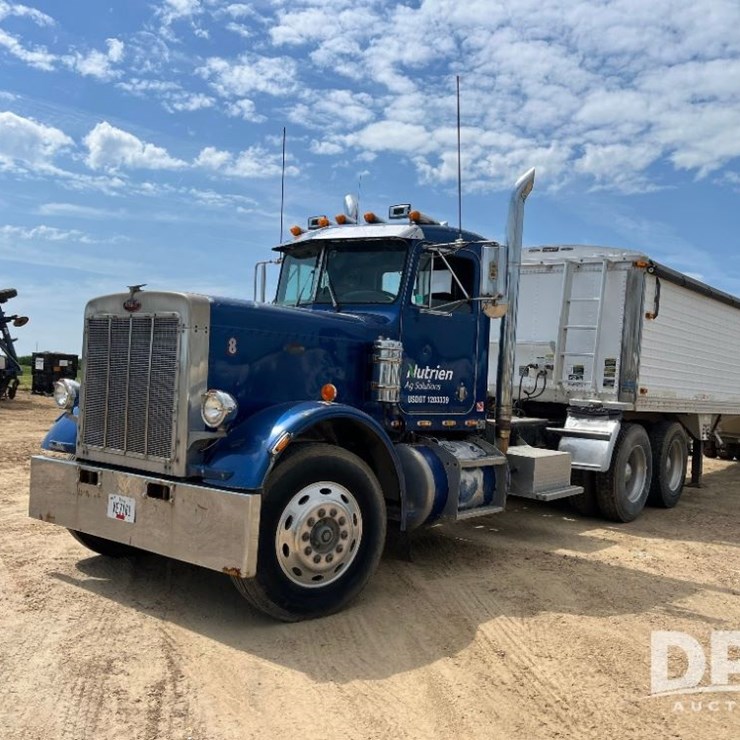 1984 PETERBILT 359