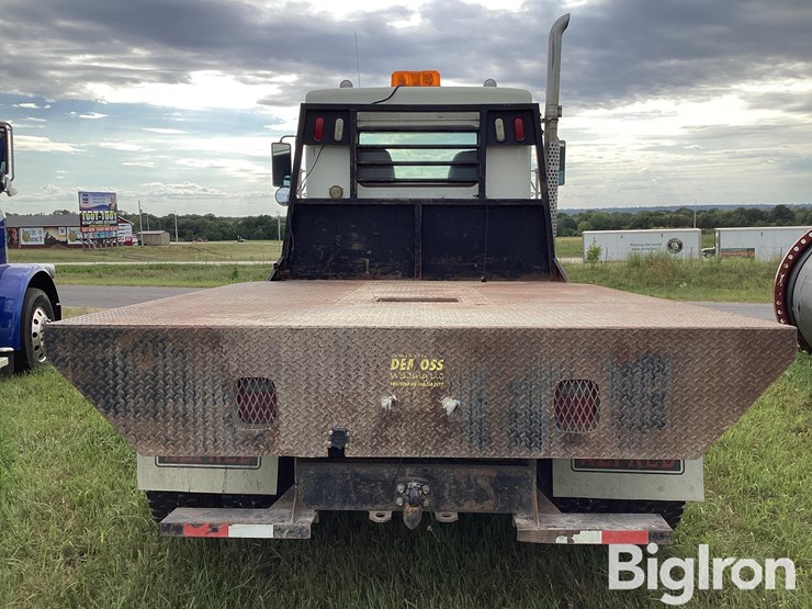 1999-kenworth-t300-image-6