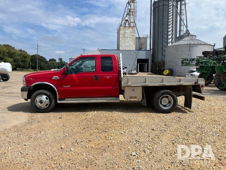 2006-ford-f350-xlt-image-1