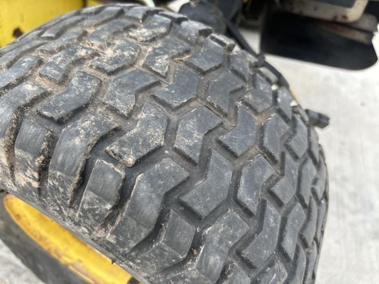 john-deere-l100-image-34
