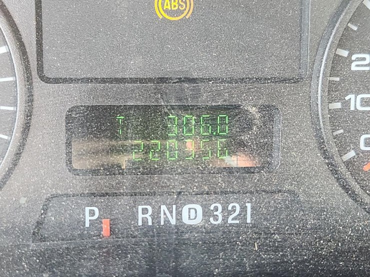 2006-ford-f550-image-60