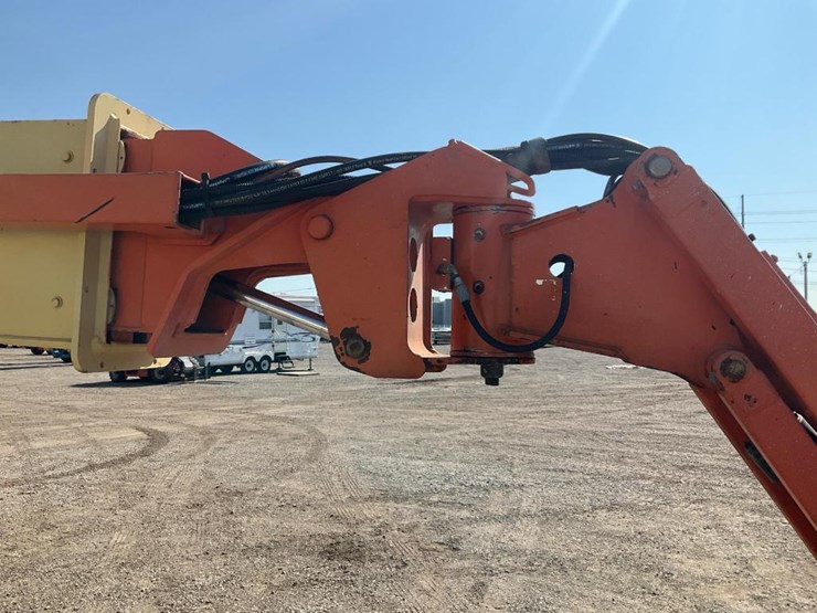 2004-jlg-m600jp-image-11