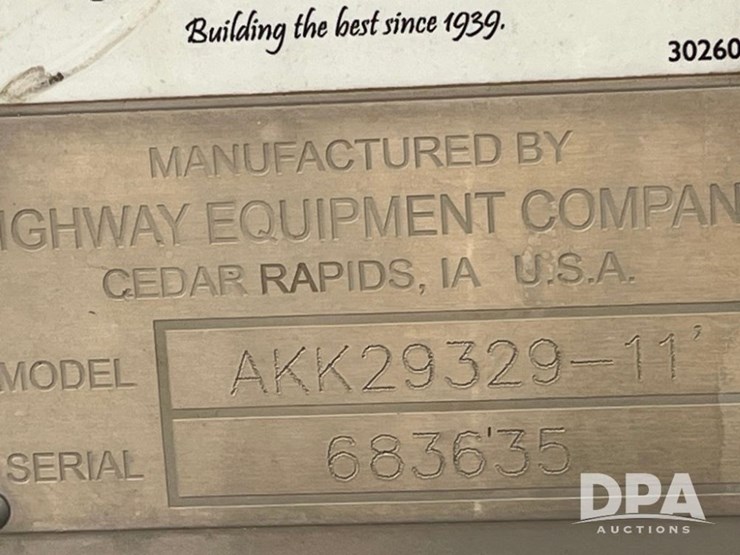 2019-john-deere-485-image-15