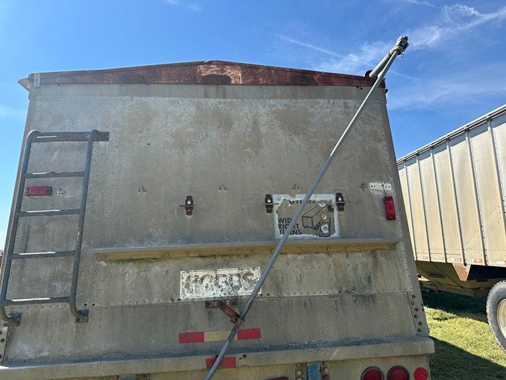 #32158-•-hobbs-42'-t/a-aluminum-hopper-bottom-trailer-vin:-blv-9983-04-image-41