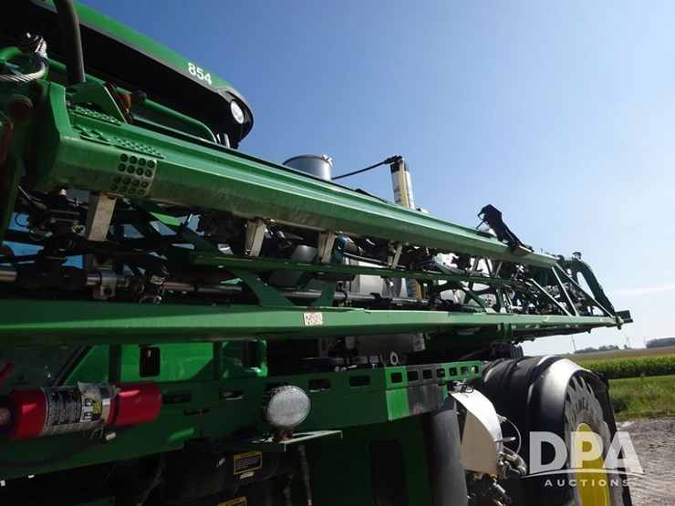 2020-john-deere-f4365-image-65