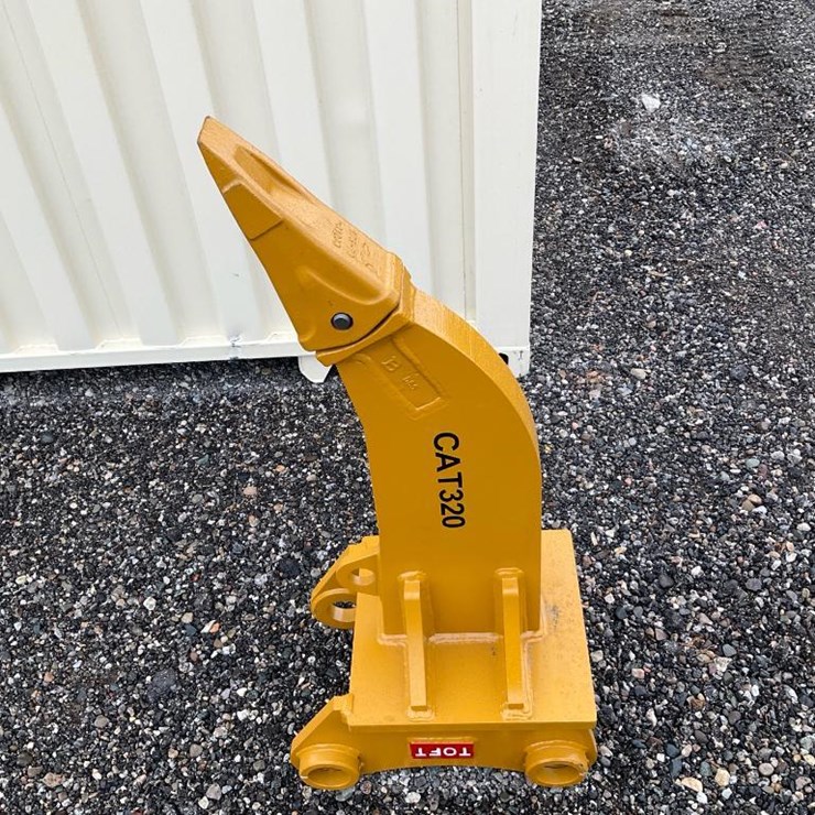 CATERPILLAR 320