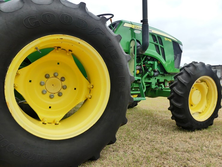 john-deere-5075e-image-8