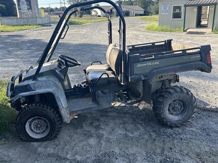john-deere-gator-image-1