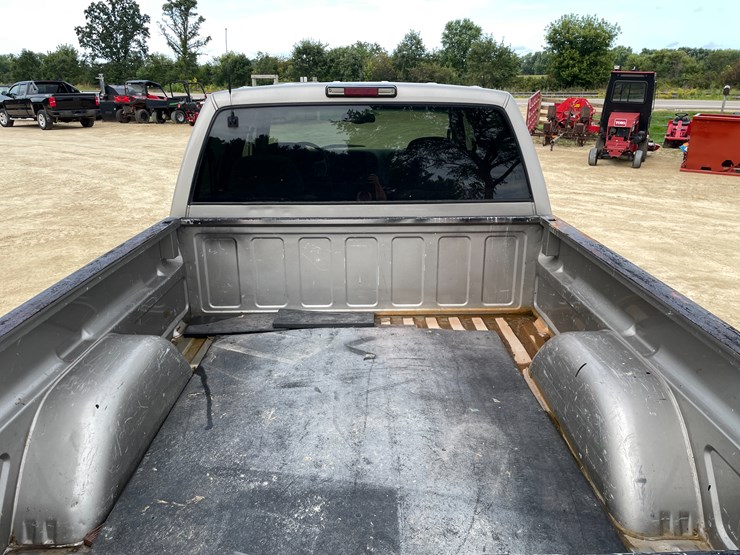 1999-gmc-2500-image-24
