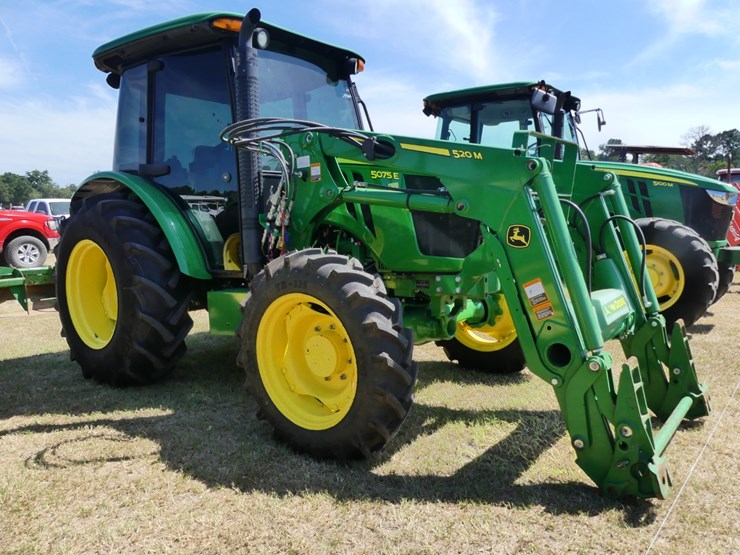 john-deere-5075e-image-2